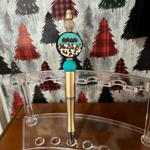 ✨New✨ Hand Beaded Mama Pen